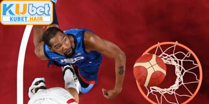 Ngoài việc xem điểm, người chơi còn có thể tra cứu nhanh bảng kèo trực tuyến